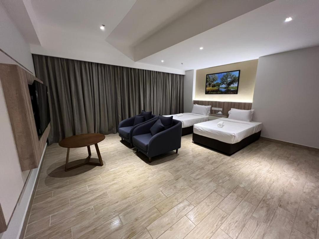 Amverton Cove Golf & Island Resort Бантинг Екстериор снимка
