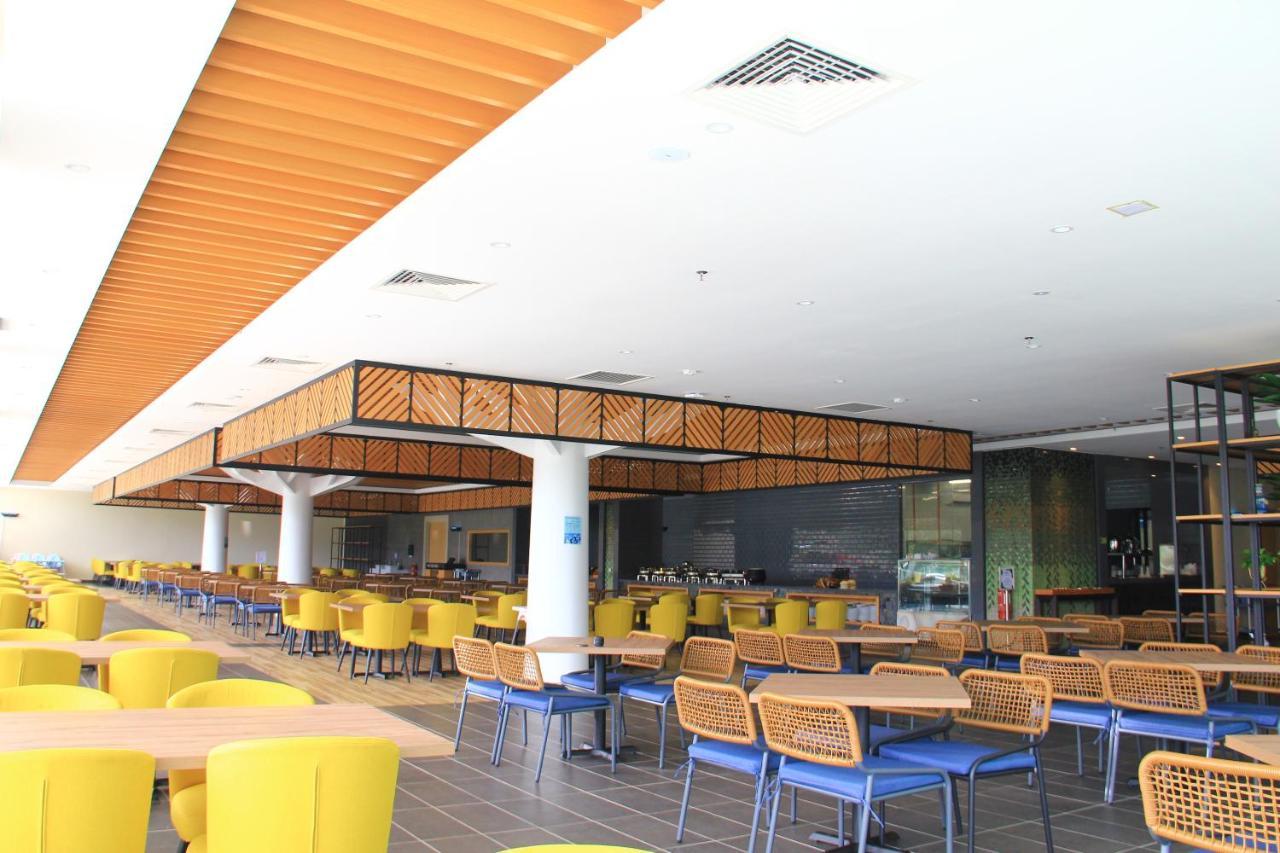 Amverton Cove Golf & Island Resort Бантинг Екстериор снимка